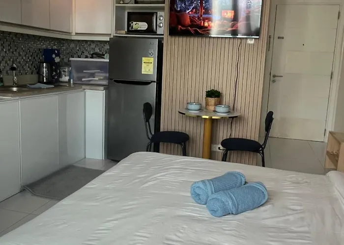 Bleau Haven Kl Service Residences Makati Aparthotel Manila